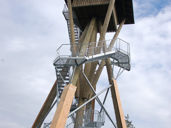 Der Hasenhornturm in Todtnau © Karin Meier Der Hasenhornturm in Todtnau © Karin Meier