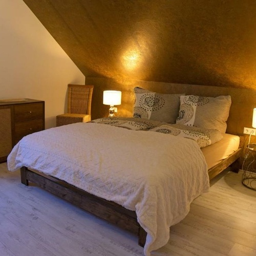 Zimmer 4 - 